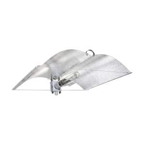 Adjust a Wing Avenger Medium ink. Spreader